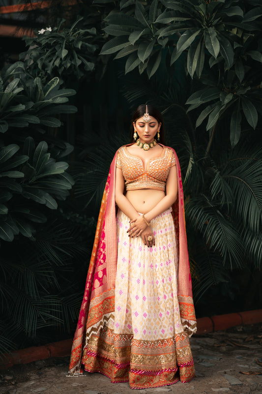 BANDHEJ LEHENGA