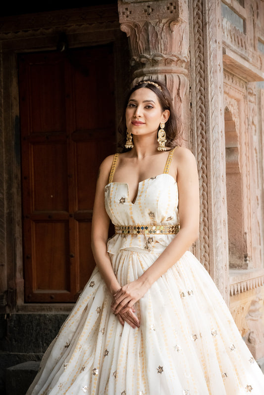 PEPLUM OFF WHITE LEHENGA